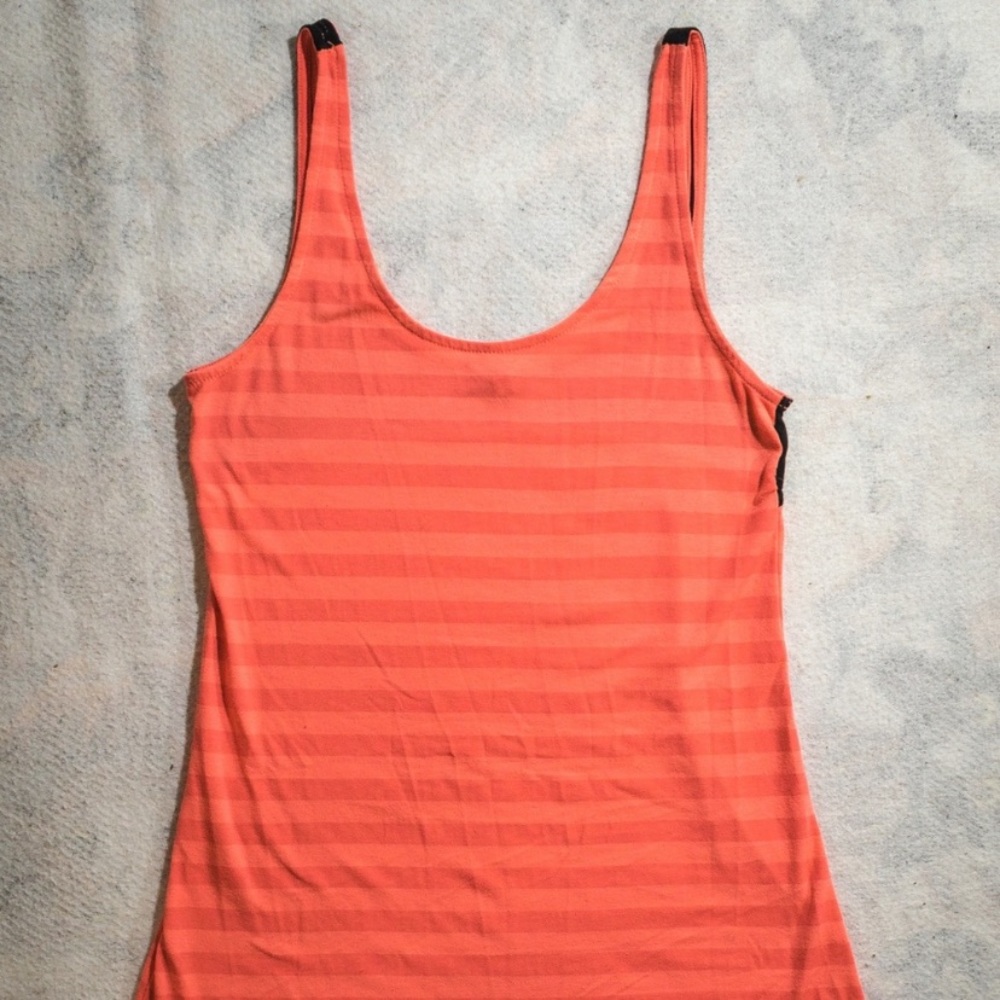 🔥3/$15! HURLEY Peach Striped Sweetheart Tank Top